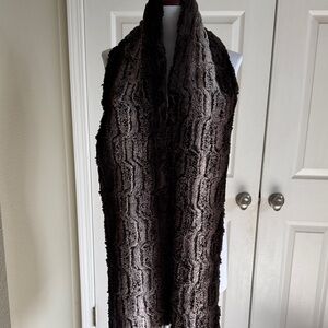 Elegant Brown Textured Scarf